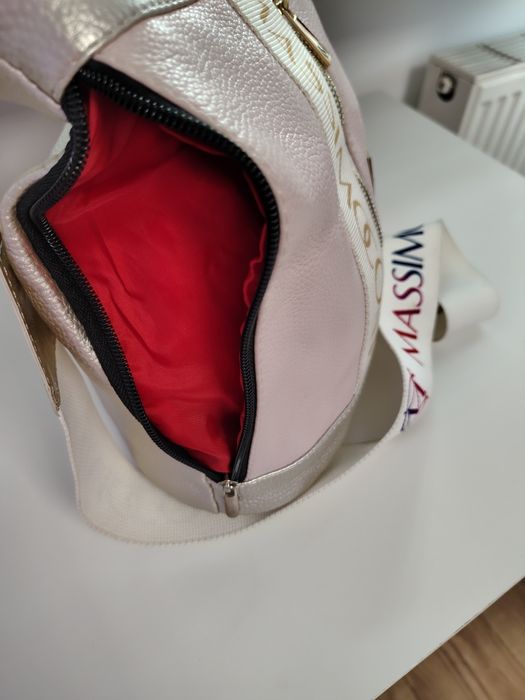 Torebka listonoszka Massimo Conti.