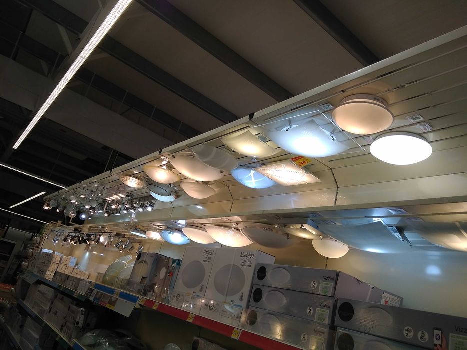 Eletricista - Instalações domésticas/ comerciais