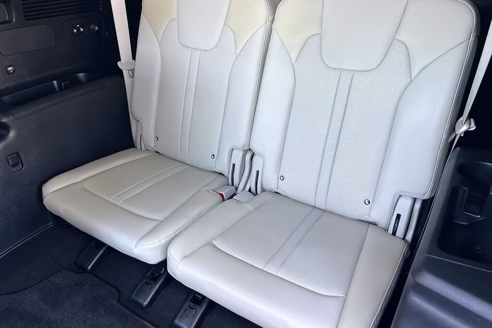 Kia Sorento Plug-In Hybrid SX      2022
