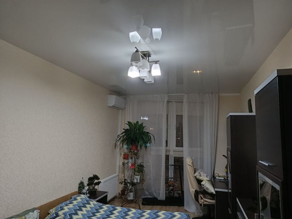 Лампочка з акумулятором, самозаряджаюча Е 27 9 Вт Фонарик аварійна Опт