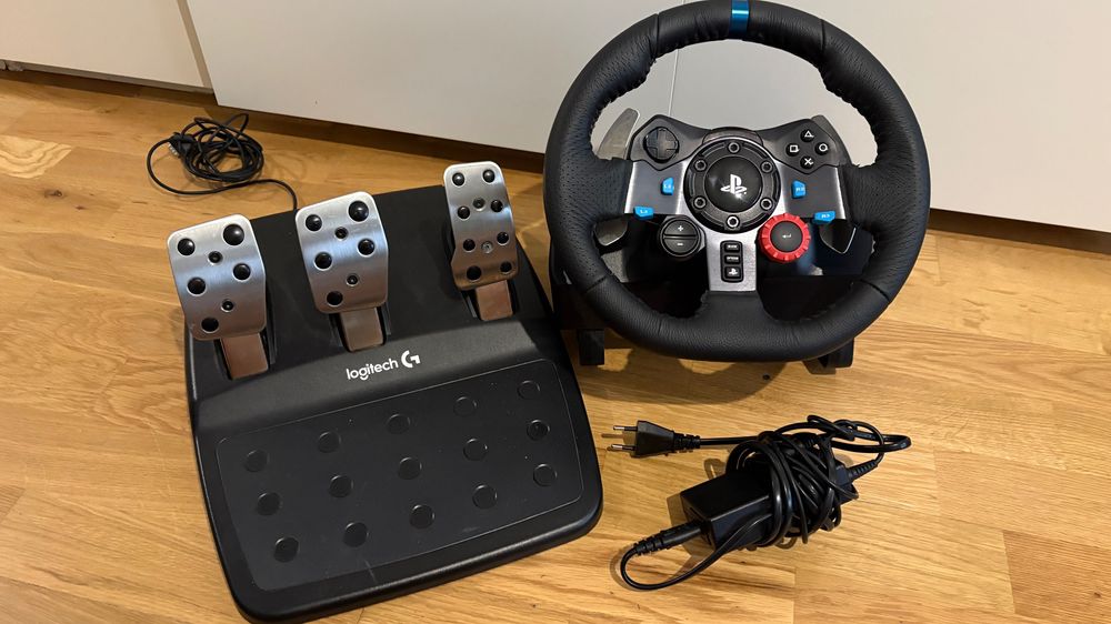 Игровой руль Logitech G29