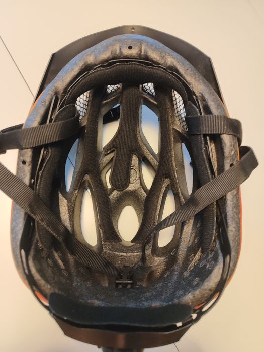 Capacete BTT + capacete skate