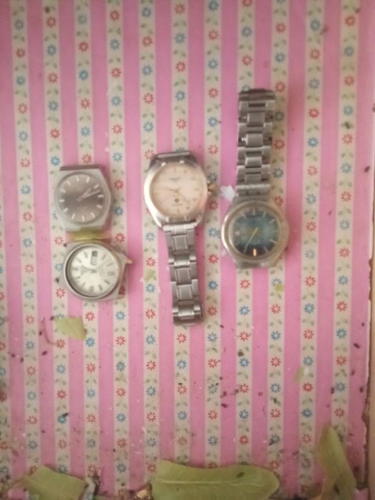 4 relógios originais para restauro ou peças! Tissot Certina  Seiko