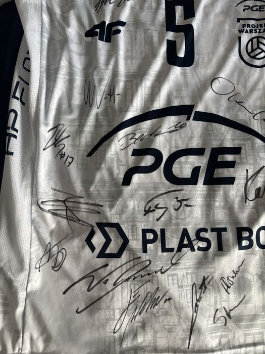 Koszulka projekt warszawa z autografami