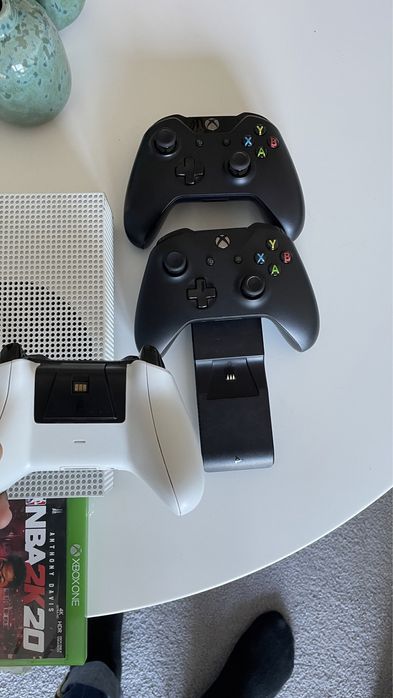 Vendo XBOX one S64171757469826124