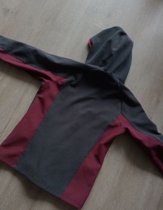 Softshell quechua 131 140 kurtka jesienna przejściowa Decathlon i