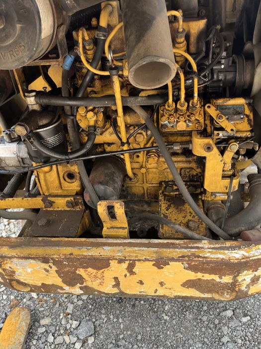 Minikoparka KOMATSU PC-05 . 1300 kg