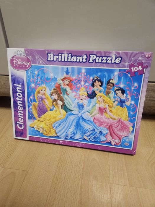 Puzzle Minnie Mause i Księżniczki brylantowe