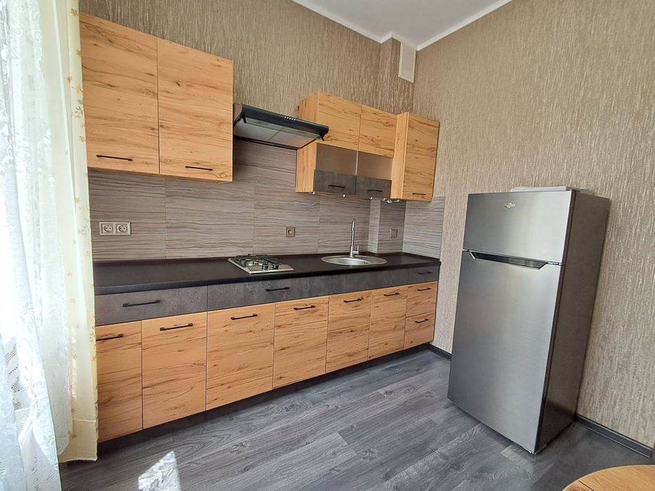 Продам 1 кімнатну М.Південне