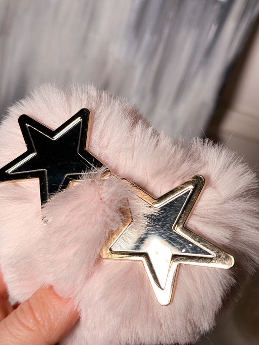 Serduszko Victoria’s Secret zawieszka puchata jak nowa brelochek