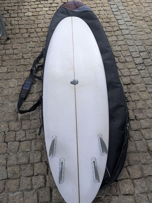 Surfboard nothing 6'8 parallax quad