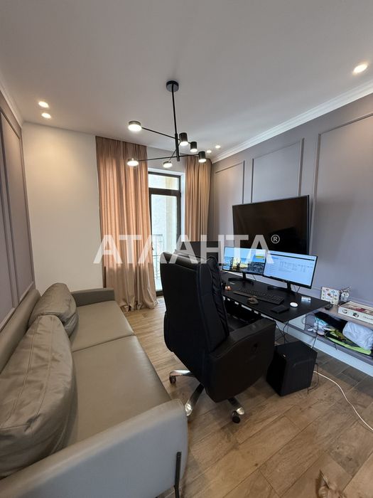 Предлагается к продаже 3 комнатная квартира на Фонтане в ЖК Лимнос !