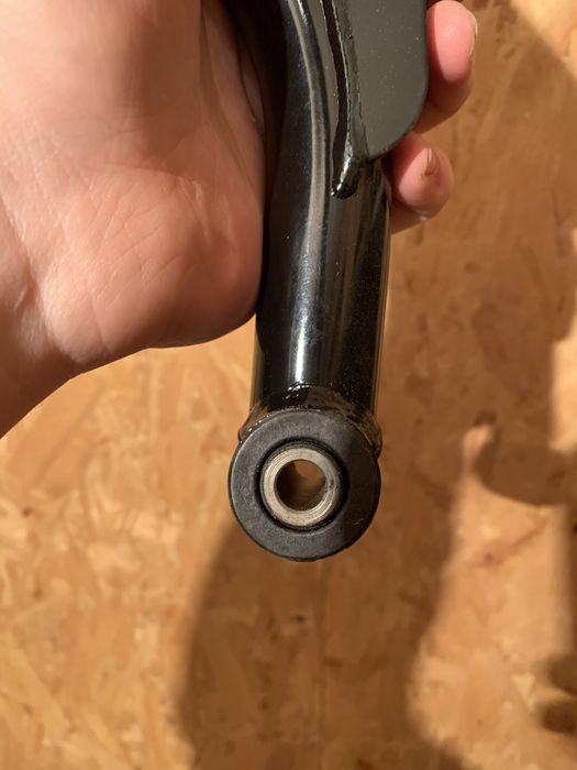 Ричаг передній нижній лівий доя квадроциклів Yamaha Grizzly 700-500