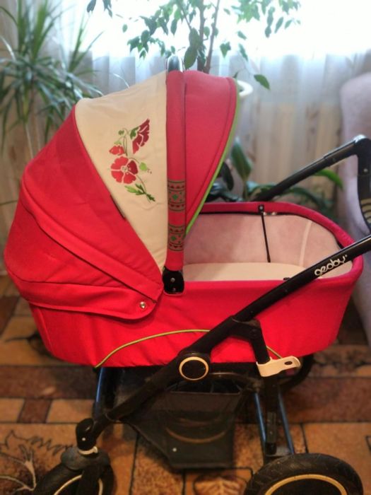 Універсальна коляска 2в1.