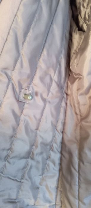 Casaco comprido com capuz verde tropa