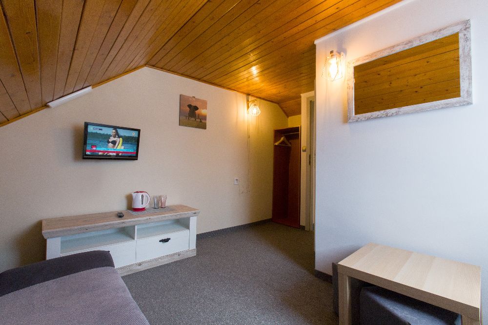 Szklarska Poręba -CENTRUM - POKOJE! DEPTAK! Parking!