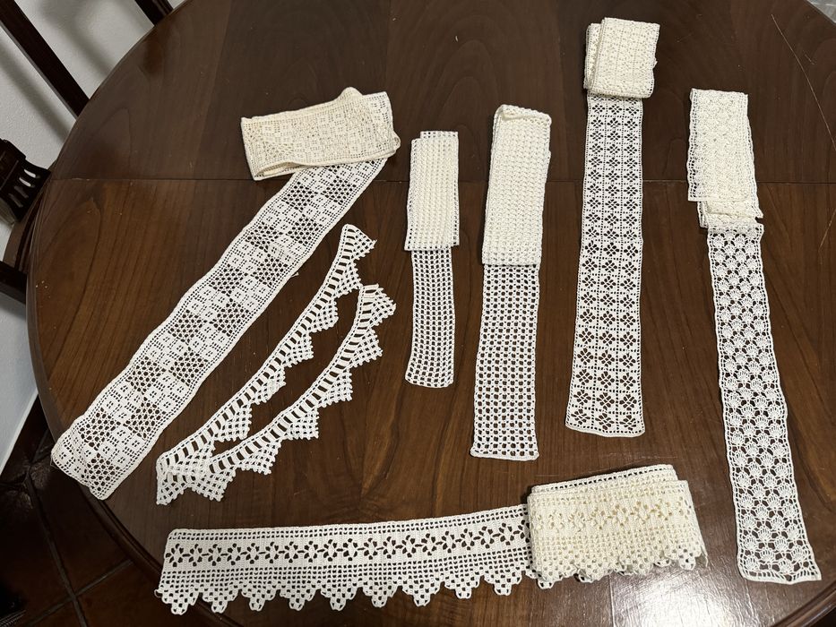 “Entremeios” de renda para lençois ou outros trabalhos de decoração