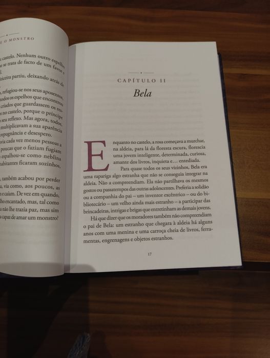 Livro de história da Disney Bela e o monstro