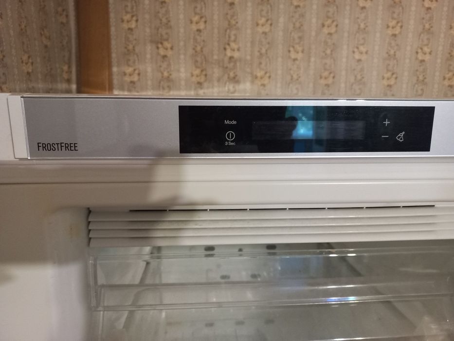 Морозильная камера Electrolux