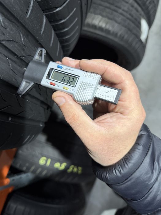 Шини Резина Літо 215/60 R17 96H Continental Eco Contact 6 Q