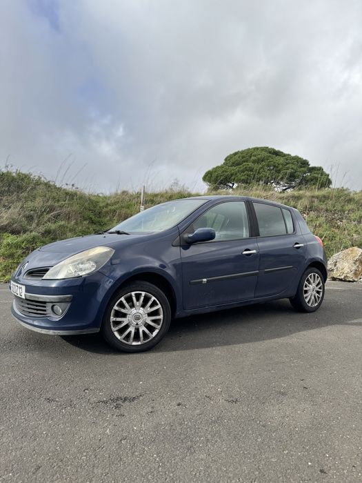Renault Clio 1.1 75cv – 2007 – 5 portas. Preço Negociável