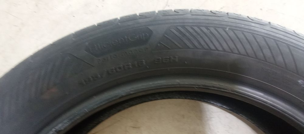 Pneus 195/60/18 Goodyear