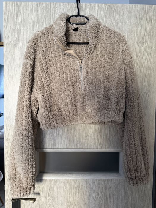 Krotka Bluza puszek z shein