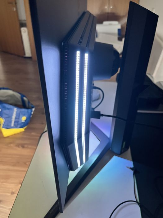 Monitor oled lg 27gr95qe-b