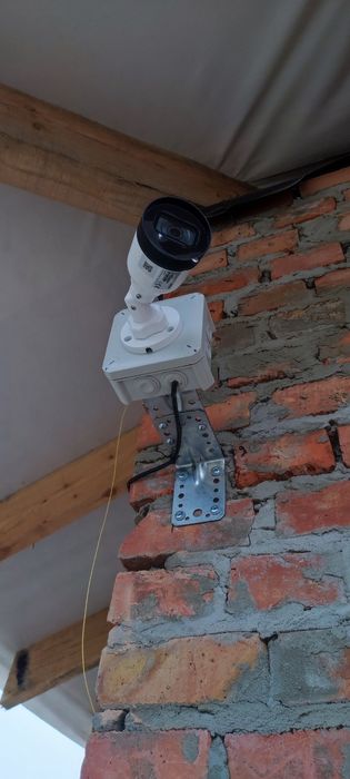 Відеонагляд відеокамера відеоспостереження монтаж  установка