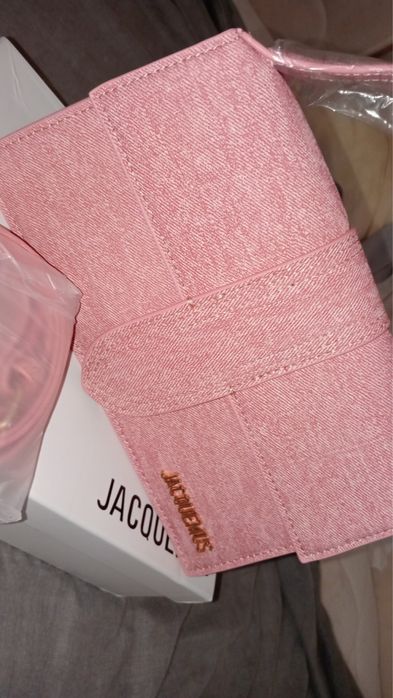 Mala Jacquemus Nova colecao usada poucas vezes