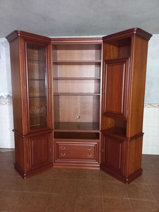 Móvel de canto em cerejeira (sala de estar)