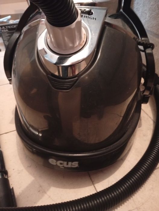 Aspirador líquidos e solidos profissional