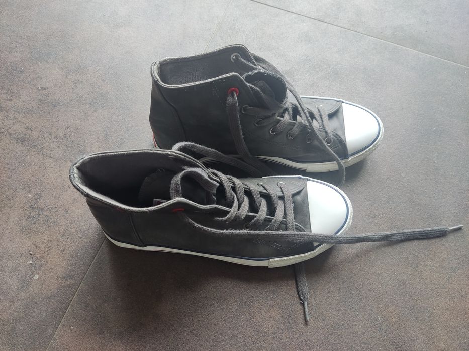 Sneakersy trampki Levi's r.39