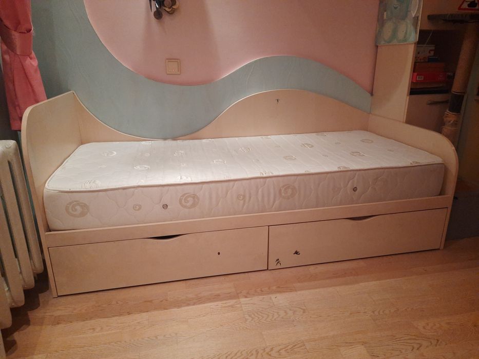 Ліжко дитяче- підліткове- 1 штука