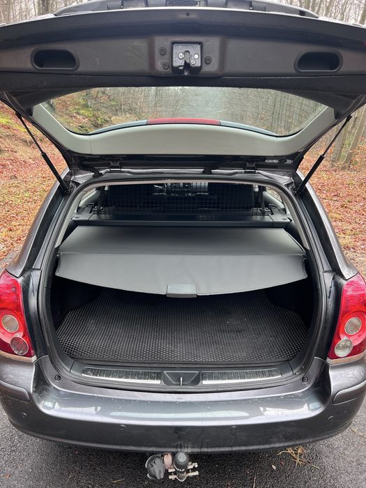 Toyota AVINSIS 2007р 2.0 D4D