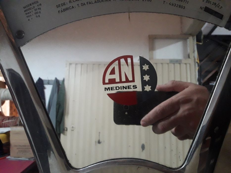 Balança de mercearia antiga64185631863810124