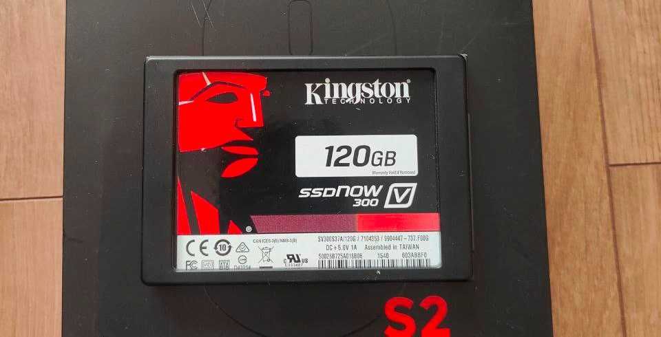 Накопичувач SSD 120 ГБ Kingston (2.5", MLC, SATAIII, SV300S37A/120G)