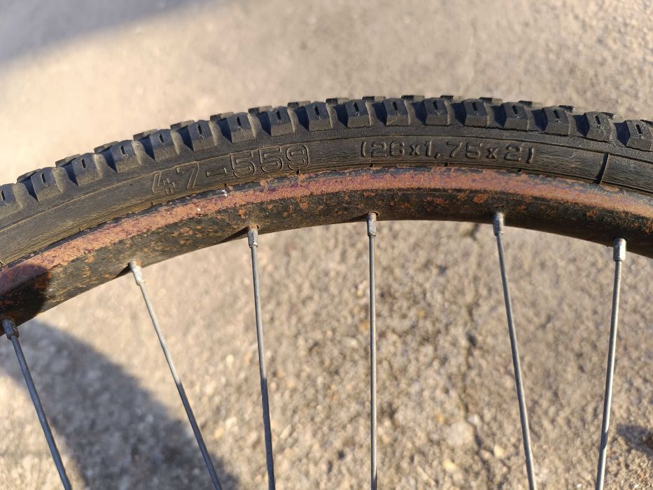 Bicicleta BTT ALCOTAN + Capacete POLISPORT