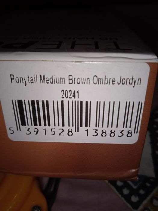 Бусы стекло новые шиньон хвост