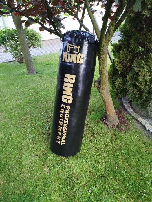 Nowy worek bokserski Ring