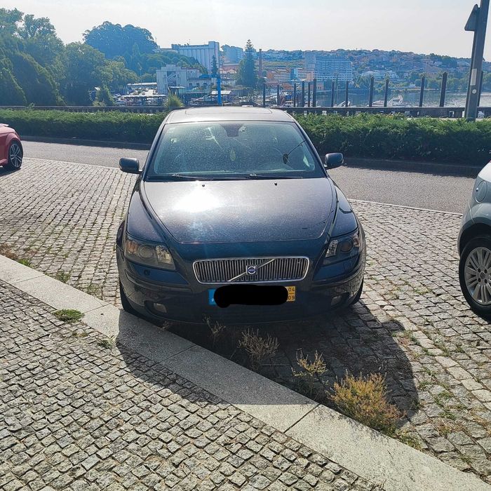 VOLVO série 3 - 2004