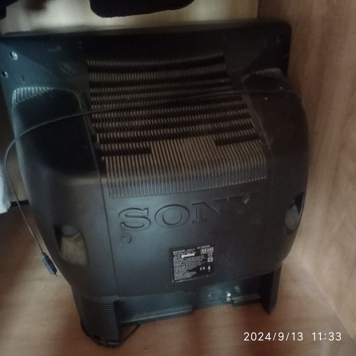 Телевизоры " SONY", " ВЕКО"- 1шт