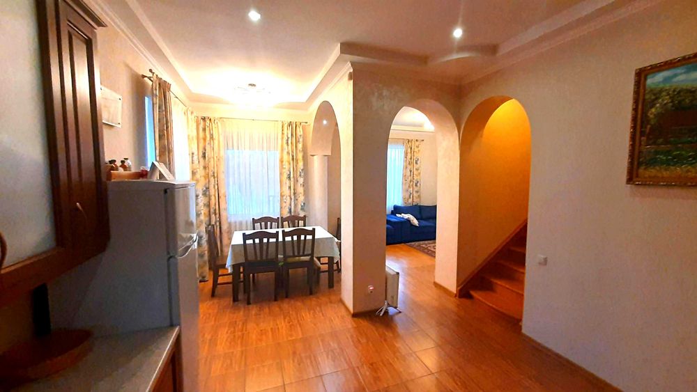 Продам будинок в Плесецькому.  162м.кв.