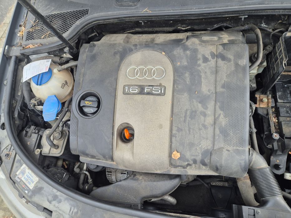 Audi a3 8p Sportback 1.6fsi LY9B