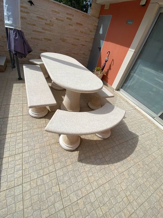 Messa em pedra em bom estado