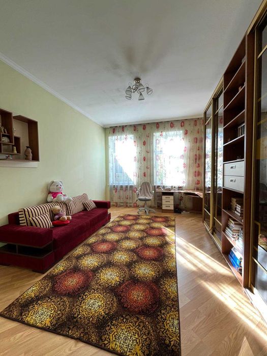 Продаж маєтку в парковій зоні