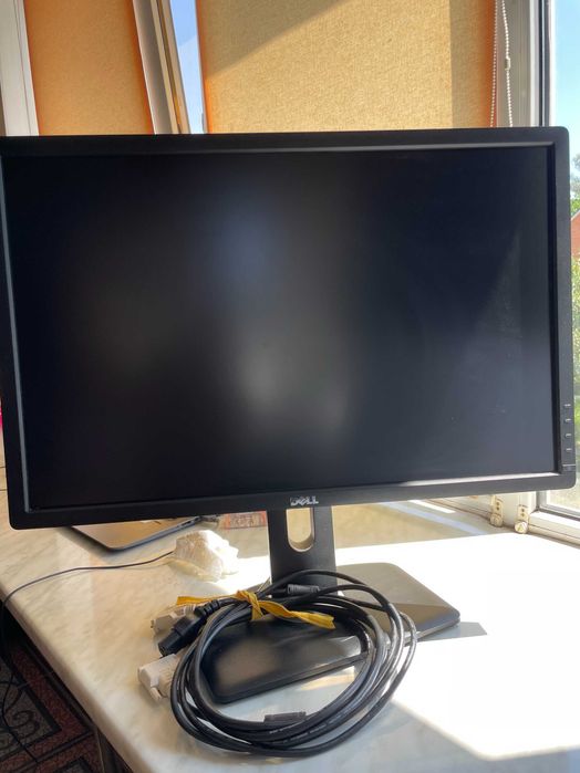 Монітор 24" Dell UltraSharp U2412M Black