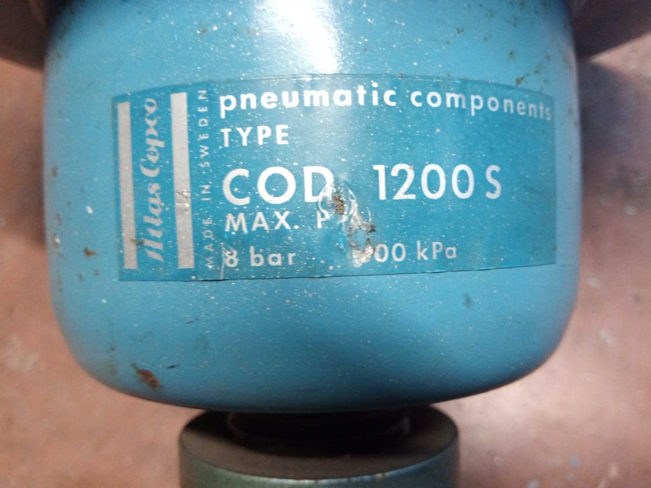 Prensa pneumática Atlas Copco