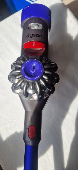 Пылесос dyson v7