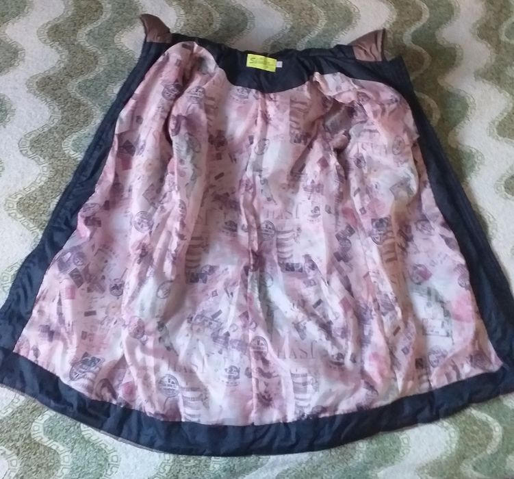 Жіноча куртка осінь/весна, розмір М